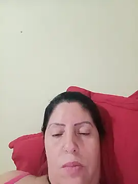 Snapshot of suziferreti chatting on 05-17-26, 04:10 suziferreti online show from 05-17-26, 04:10