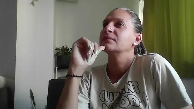 Snapshot of SweetLilTrouble chatting on 06-15-26, 03:47 SweetLilTrouble online show from 06-15-26, 03:47