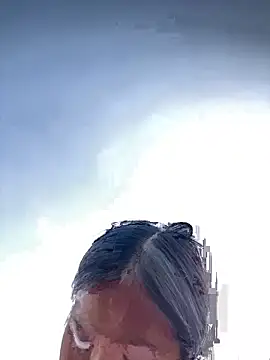 Hini cute online show from 04-21-26, 09:48