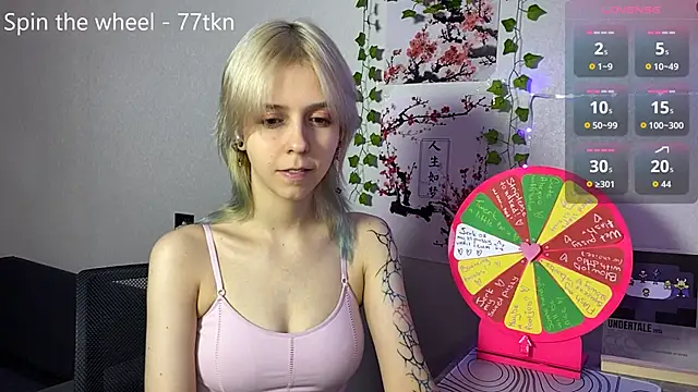 LunaBless online show from 05-29-26, 04:05