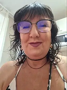 LaliaMia online show from 09-11-25, 04:01