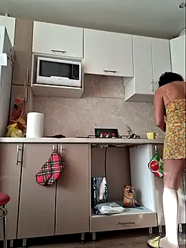 LaliaMia online show from 10-15-25, 05:07