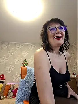 LaliaMia online show from 11-14-25, 02:21