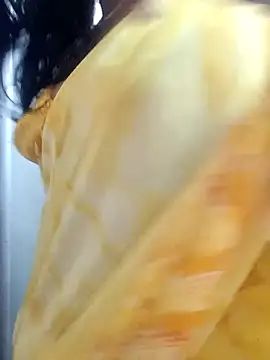 Snapshot of flora-jasmine-telugu chatting on 05-13-26, 06:00 flora-jasmine-telugu online show from 05-13-26, 06:00