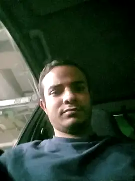 Snapshot of LuisLatinboyy chatting on 04-14-26, 11:44 LuisLatinboyy online show from 04-14-26, 11:44