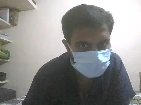 Sweetloverr28 online show from 04-26-26, 05:21