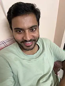 Sweetloverr28 online show from 04-29-26, 06:47