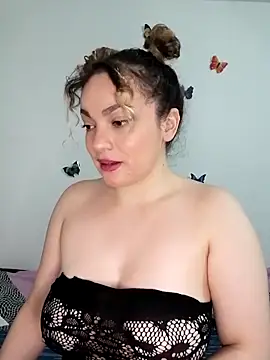Snapshot of honey_hornie chatting on 04-30-26, 07:31 honey hornie online show from 04-30-26, 07:31