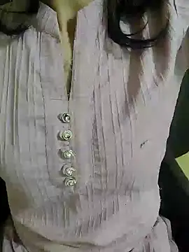 Snapshot of Monika_kumari6 chatting on 05-08-26, 04:01 Monika kumari6 online show from 05-08-26, 04:01