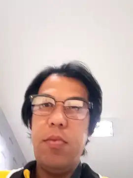 akiramoore online show from 05-25-26, 12:16