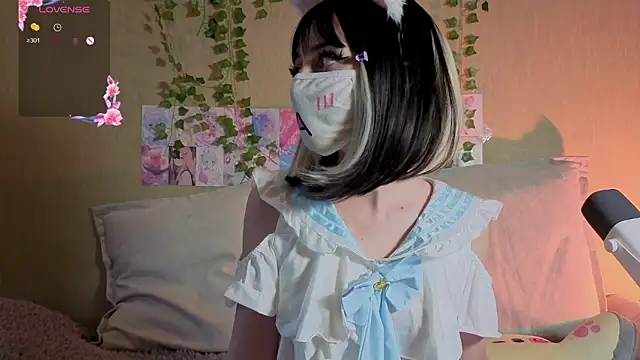 LunaNyanmi online show from 06-01-26, 02:30