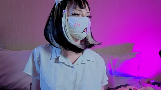 LunaNyanmi online show from 07-06-26, 02:36