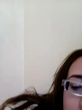 Snapshot of Nisrin_ay chatting on 04-14-26, 07:31 Nisrin ay online show from 04-14-26, 07:31