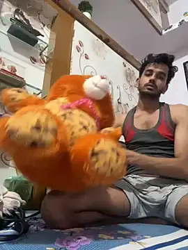 aadibuttplug online show from 05-29-26, 06:17