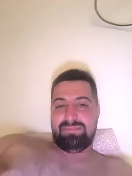 Snapshot of Attila2701 chatting on 04-08-26, 07:58 Attila2701 online show from 04-08-26, 07:58