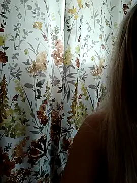 Flavyaaa online show from 06-06-26, 07:46