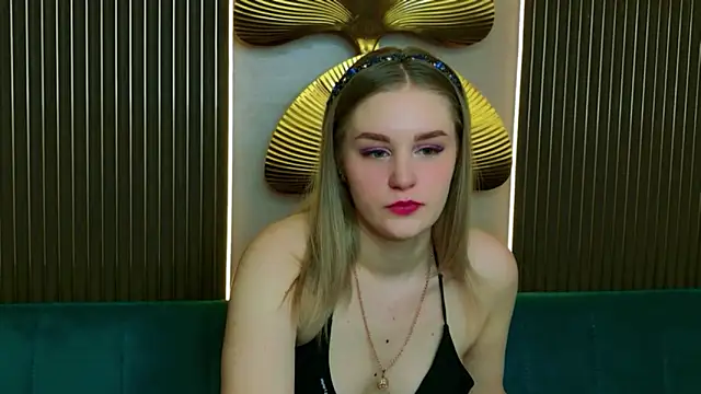 Molly Voses online show from 04-24-26, 08:44