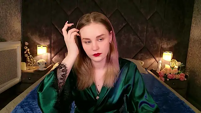 Molly Voses online show from 05-19-26, 02:51