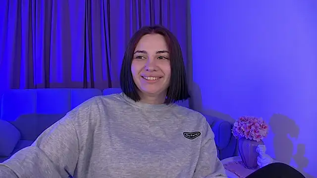 AdrianaToress online show from 06-02-26, 07:16