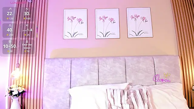 Snapshot of cherlyn_1 chatting on 04-09-26, 02:22 cherlyn 1 online show from 04-09-26, 02:22