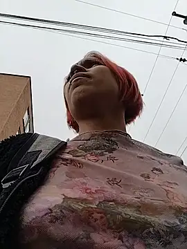 Mia 0-4 online show from 04-15-26, 08:20