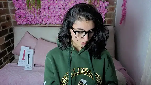 Snapshot of darknesscosplayer56 chatting on 04-07-26, 01:28 darknesscosplayer56 online show from 04-07-26, 01:28