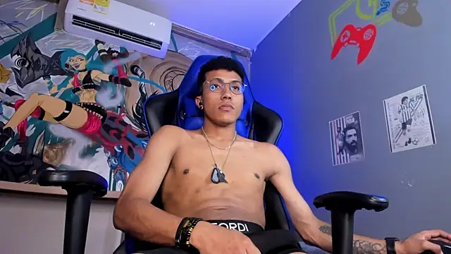 Snapshot of Kall_Ell_ chatting on 04-09-26, 04:23 Kall Ell online show from 04-09-26, 04:23