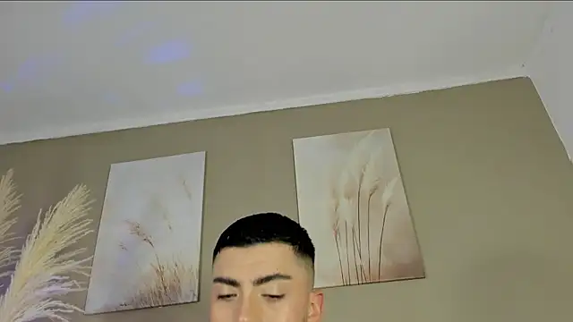 Alexander Diazz online show from 05-26-26, 12:45