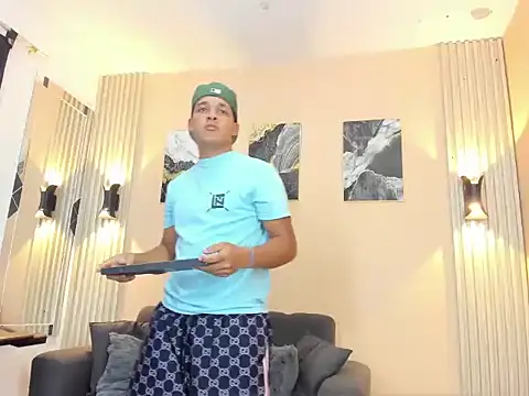 Snapshot of davisito_26 chatting on 04-07-26, 09:48 davisito 26 online show from 04-07-26, 09:48