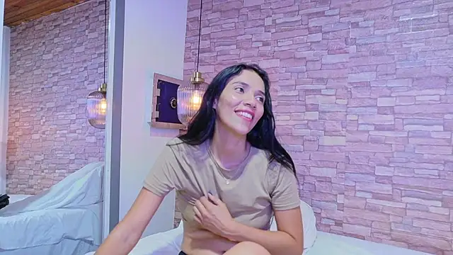 Snapshot of martina_thompson_ chatting on 04-07-26, 07:36 martina thompson online show from 04-07-26, 07:36