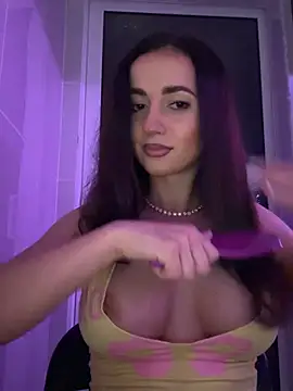 KarolDolly05 online show from 06-03-26, 08:47