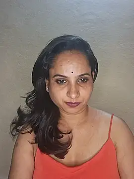 Snapshot of Bebo_QueeN chatting on 05-26-26, 05:53 Bebo QueeN online show from 05-26-26, 05:53