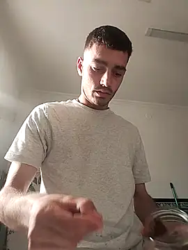 locuraypasion00 online show from 04-08-26, 07:19