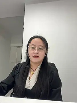 Snapshot of Moon_999 chatting on 04-11-26, 07:02 Moon 999 online show from 04-11-26, 07:02