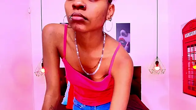 hilary banks1 online show from 07-18-26, 06:06