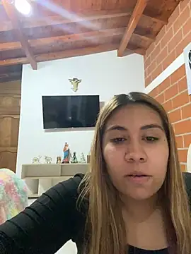Snapshot of _BellaSmith_ chatting on 04-25-26, 02:58 BellaSmith online show from 04-25-26, 02:58