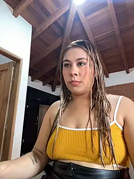  BellaSmith  online show from 06-03-26, 01:03