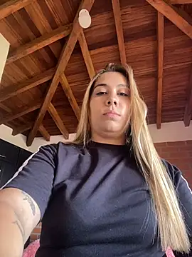  BellaSmith  online show from 06-17-26, 07:48
