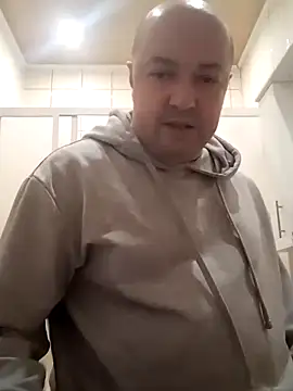 Snapshot of Luceriusbigass chatting on 12-17-25, 03:51 Luceriusbigass online show from 12-17-25, 03:51