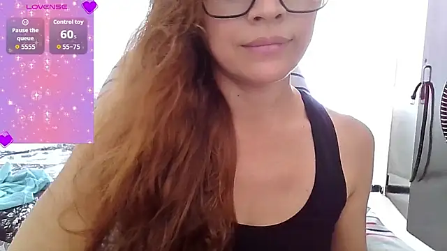 Snapshot of Lannah__ chatting on 05-03-26, 03:07 Lannah online show from 05-03-26, 03:07