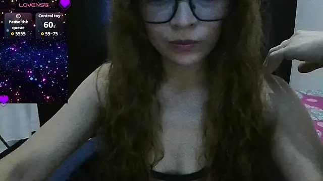 Snapshot of Lannah__ chatting on 05-08-26, 06:19 Lannah online show from 05-08-26, 06:19