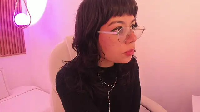 ghostmila online show from 04-11-26, 03:44