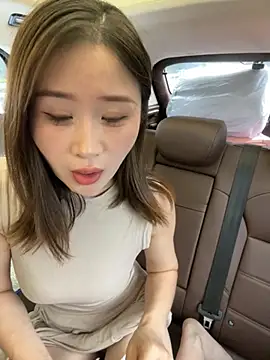 qin205205 online show from 07-15-26, 10:59