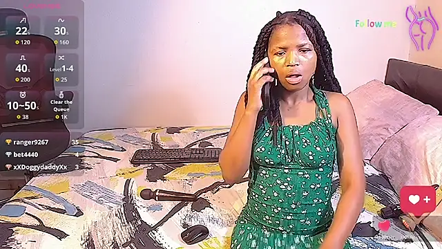 CocoaBelle online show from 04-20-26, 06:53