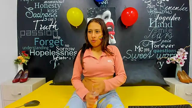 Sofiia  Cute1 online show from 07-03-26, 07:09