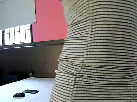 Azul Luna online show from 04-13-26, 03:50