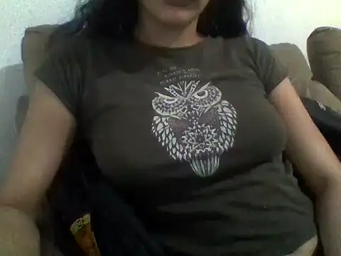 Snapshot of Lolakhaos chatting on 06-17-26, 11:38 Lolakhaos online show from 06-17-26, 11:38