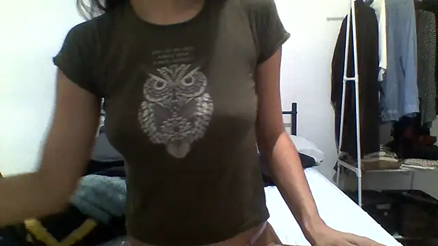 Snapshot of Lolakhaos chatting on 07-04-26, 04:51 Lolakhaos online show from 07-04-26, 04:51