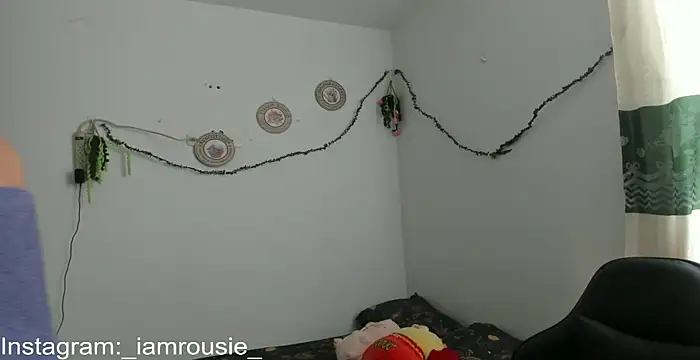  iamrousie  online show from 05-08-26, 02:22