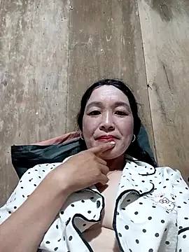 vanlucky2 online show from 05-18-26, 04:07